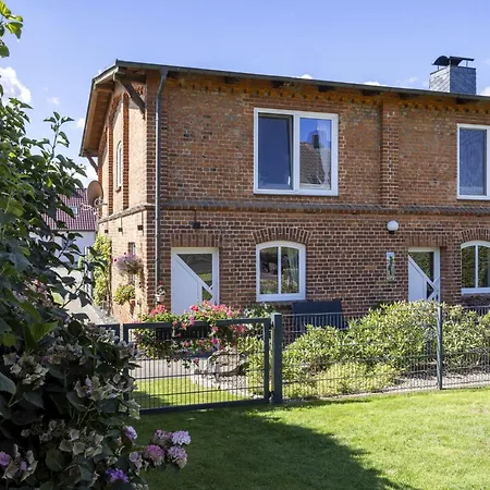 Zur Steinbaeck Wahrstorf (Nordwestmecklenburg)